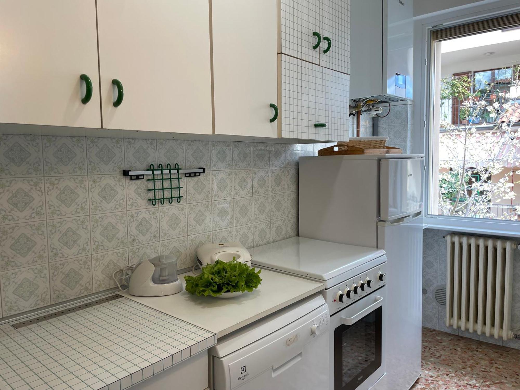 Il Nido Del Merlo Parcheggio E Giardino แวร์บาเนีย ภายนอก รูปภาพ
